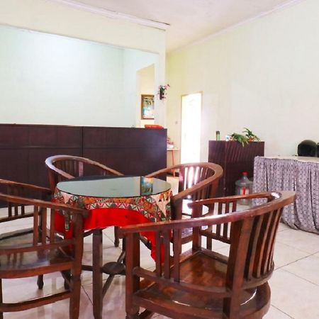Hotel Camelia Malang Exterior foto